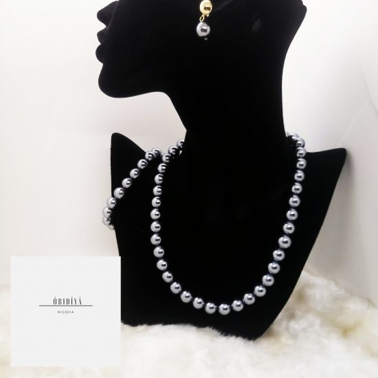 Single strand silver shell pearl jewellery set